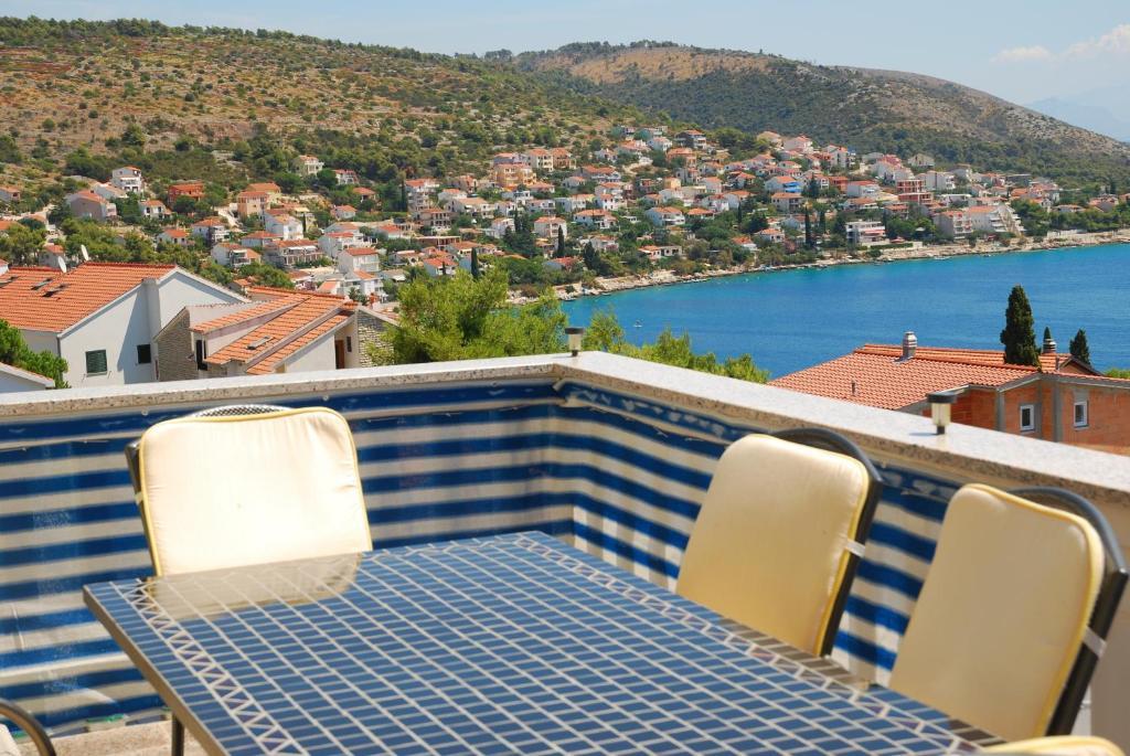 Apartments Zdravko Trogir Extérieur photo