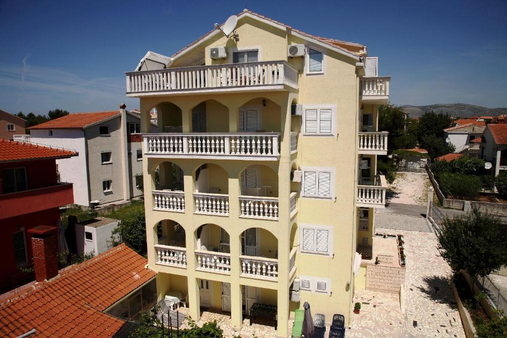 Apartments Zdravko Trogir Extérieur photo